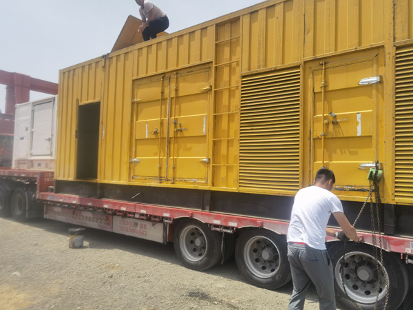芒康除了负载情况和发动机维护,还有哪些因素会影响 200kw 柴油发电机的油耗?