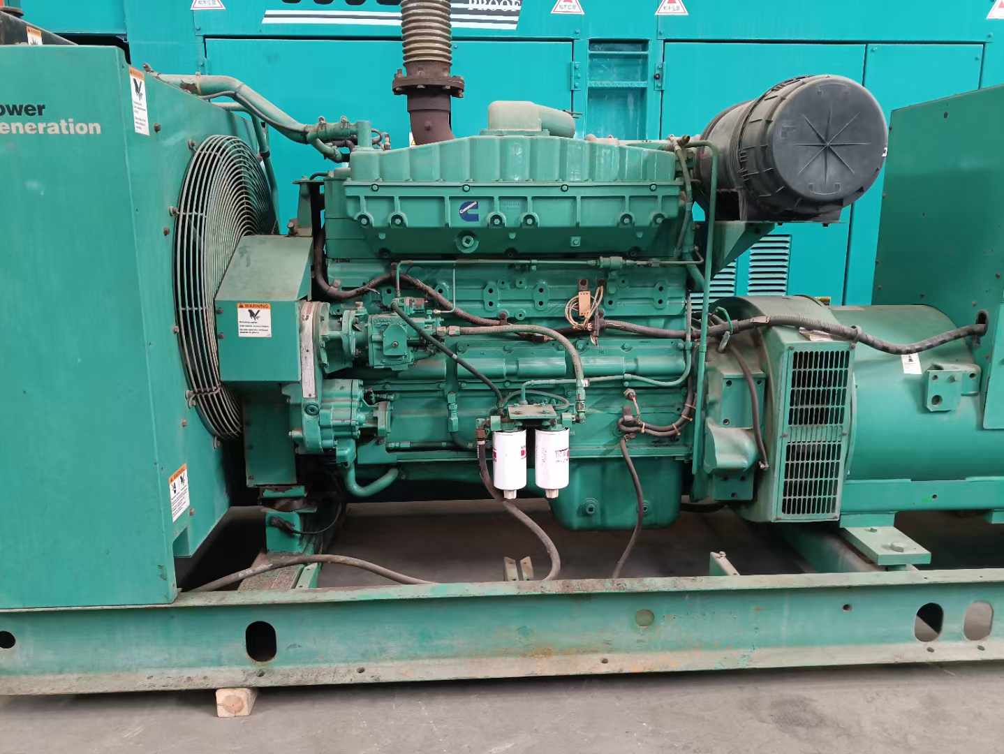 芒康过载会对 600kW 柴油发电机组造成哪些损害？
